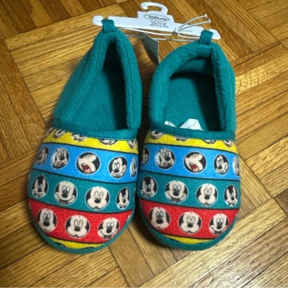 Unisex Kids NEW Disney‎ Mickey Mouse Slip On Slippers 9/10